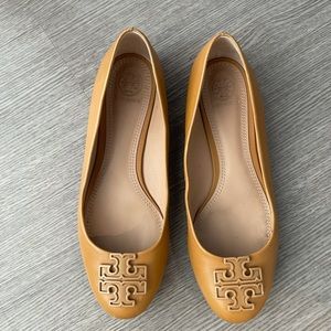 Tory Burch flats